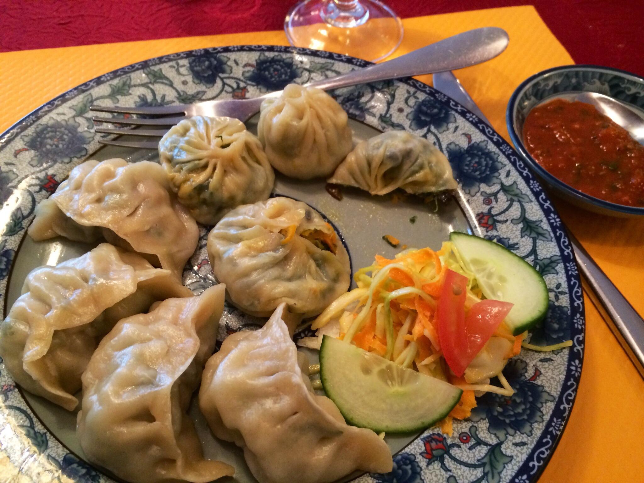 photo originaire de tripadvisor 2014 Ridestrong restaurant tibétain à Lourdes Lung ta